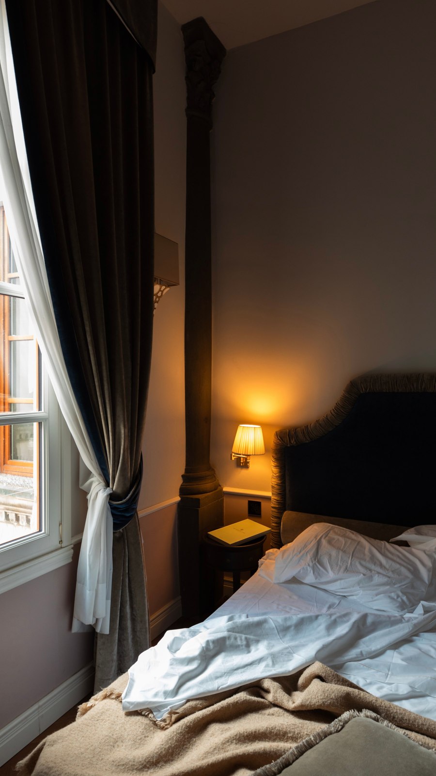 Grundriss eines kompakten Hotelzimmers